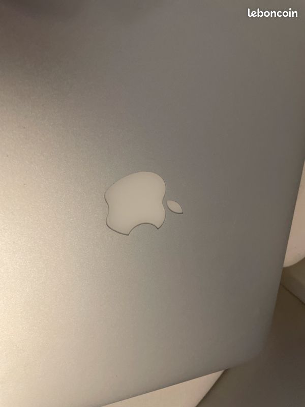 MacBook Air 13” (2014) en parfait état de fonctionnement – Core i5, 4 Go RAM (image 5)