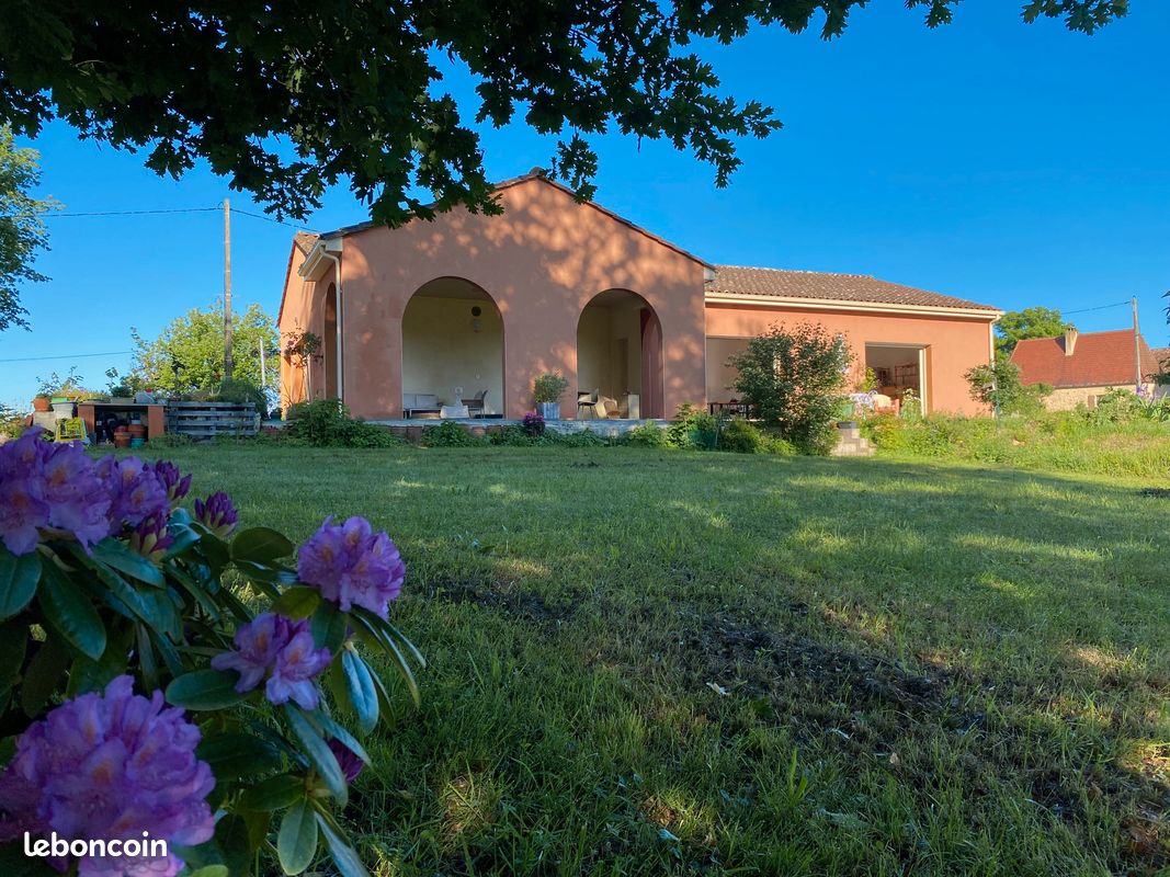 Maison 4 pièces 124 m² · à Saint-Félix-de-Reillac-Et-Mortemart · 124 m² · 275 000 €