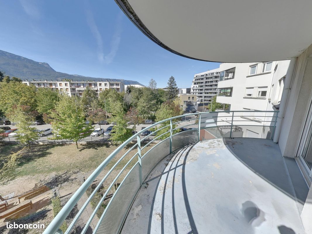 Appartement 2 pièces 51 m² · à Échirolles · 51 m² · 94 500 €