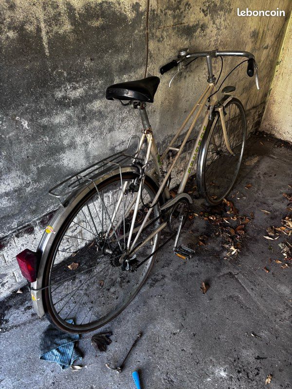 Vélo Peugeot Randonneur vintage - Vélos