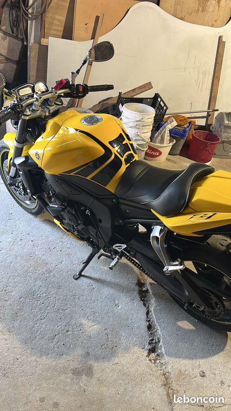 Yamaha fz1n - Motos