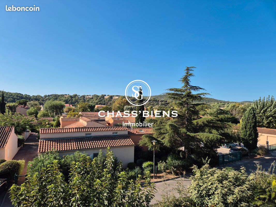 Parking 1 pièce 31 m² · à Le Lavandou · 31,2 m² · 182 000 €