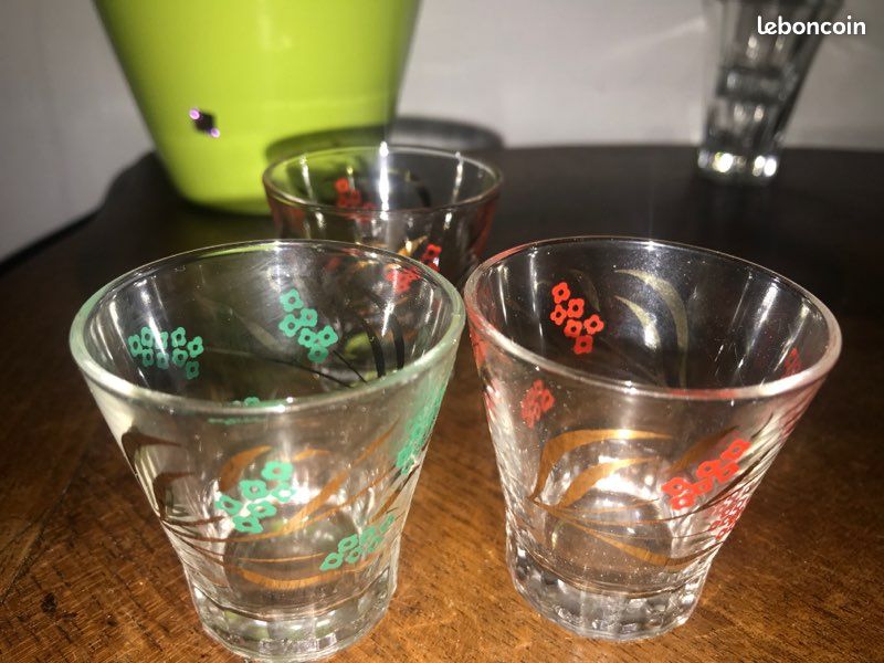 Collection de jolis petits verres à liqueur (9) (image 6)