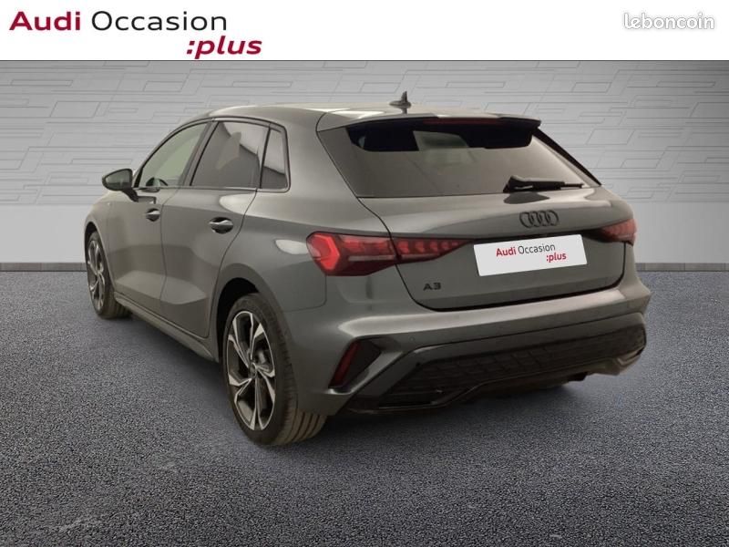 Audi A3 Sportback 1.5 TFSI 150ch Hybride S line S tronic 7 (image 12)