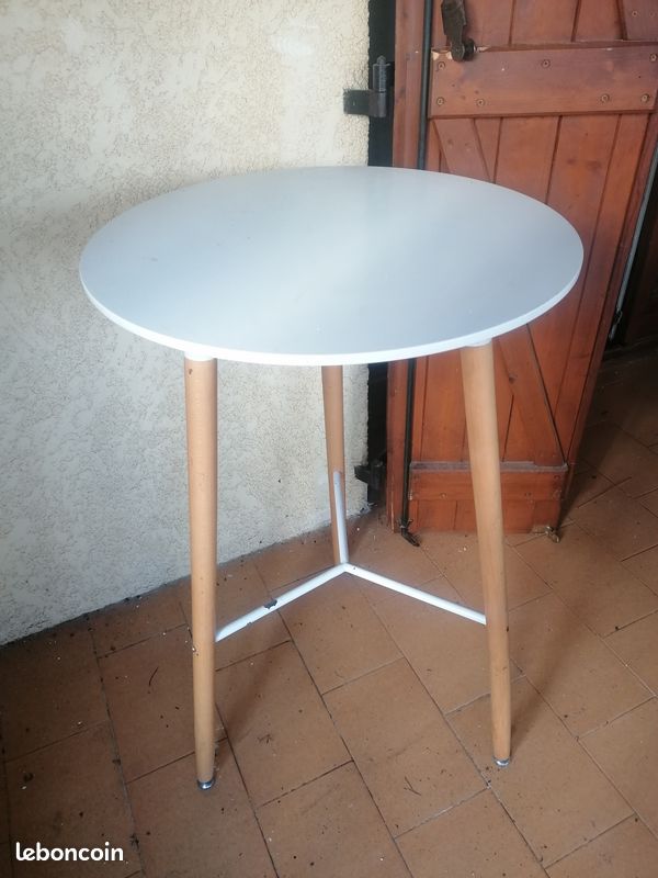 Petite table (image 1)