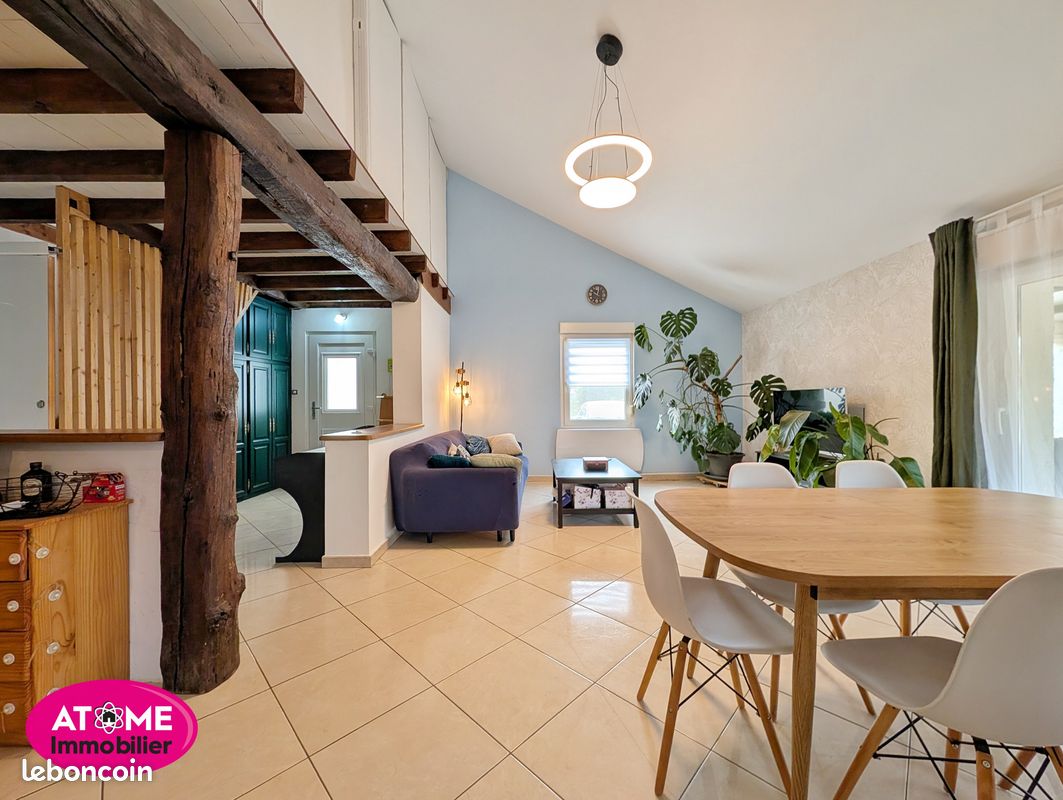 Maison 6 pièces 243 m² · à Val de Briey · 243 m² · 360 000 €