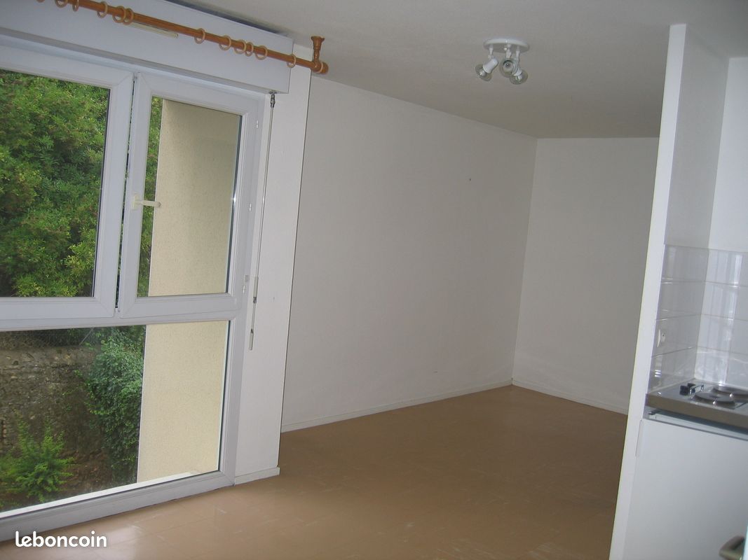Location Studio - Poitiers 86000 (image principale 1)