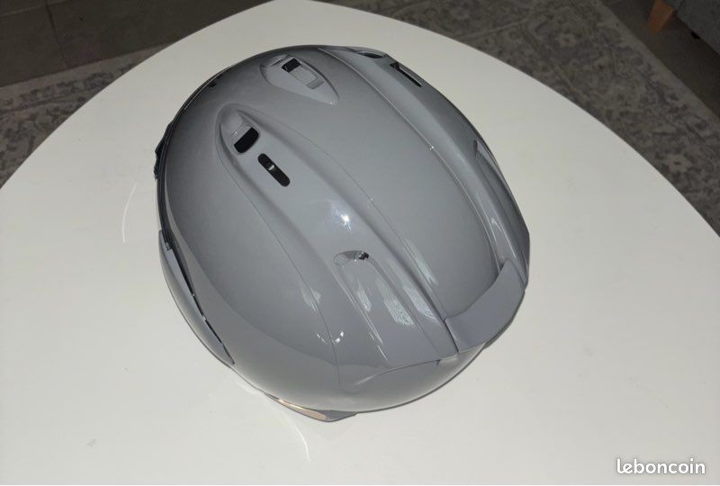 Casque arai gris nardo (image 2)