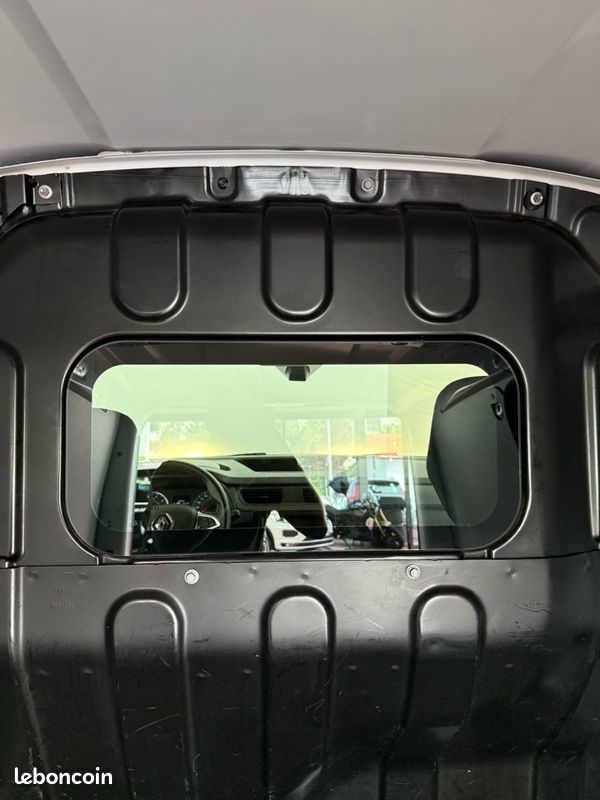 Renault EXPRESS VAN 1.5 BLUE DCI 95CH CONFORT 22 (image 6)