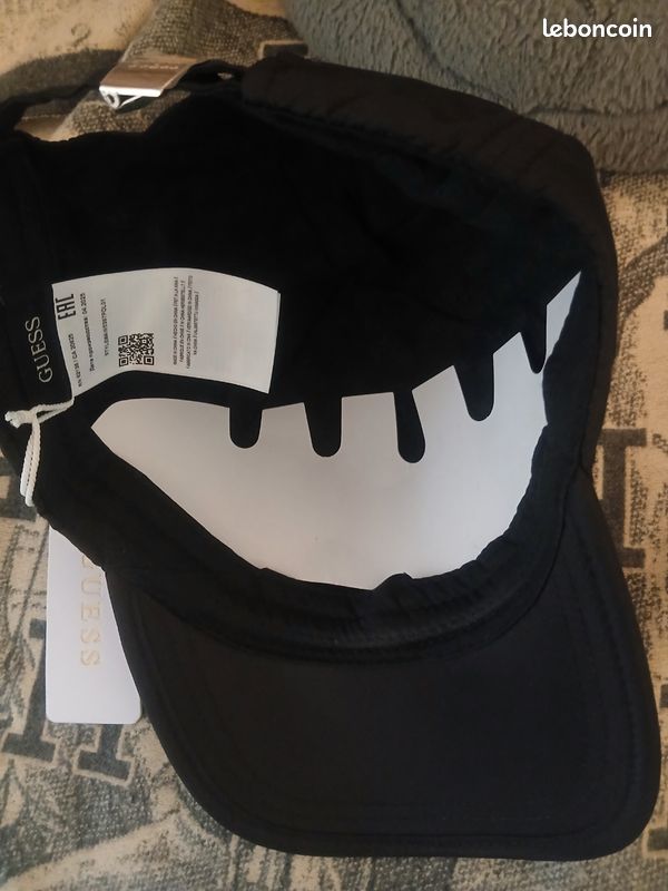 Casquette guess neuf (image 4)