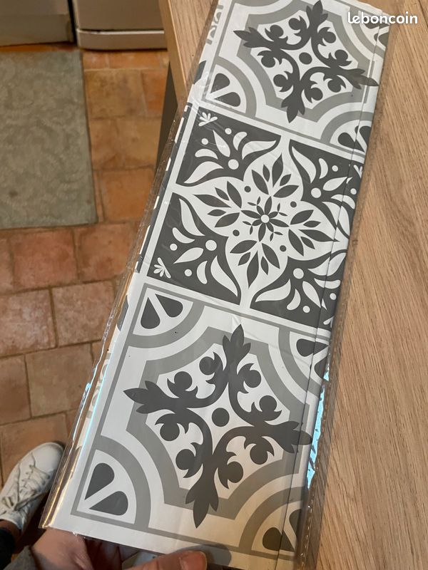 Autocollants effet carreaux de ciment (image 1)