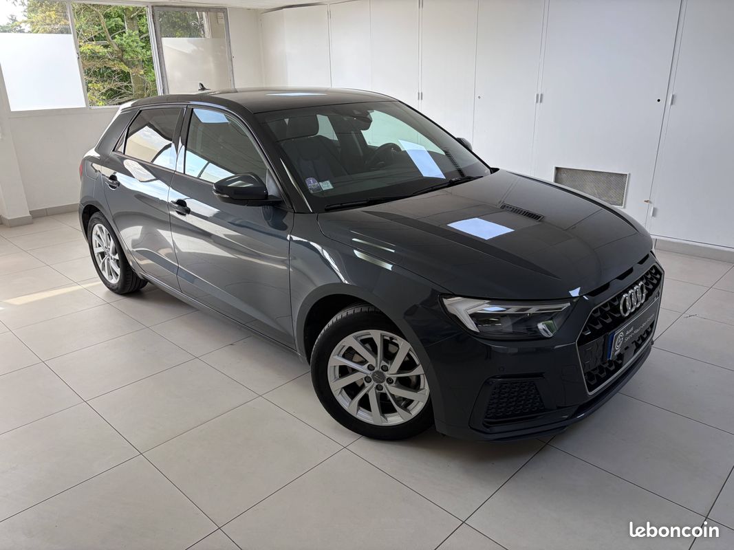 AUDI A1 Sportback 30 TFSI 116 ch S tronic 7 Design Luxe (image 22)