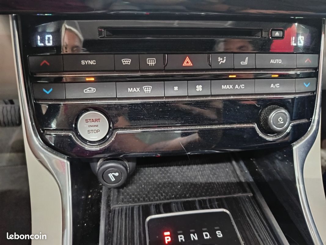 Jaguar xe 2.0l 250cv portofolio (image 29)