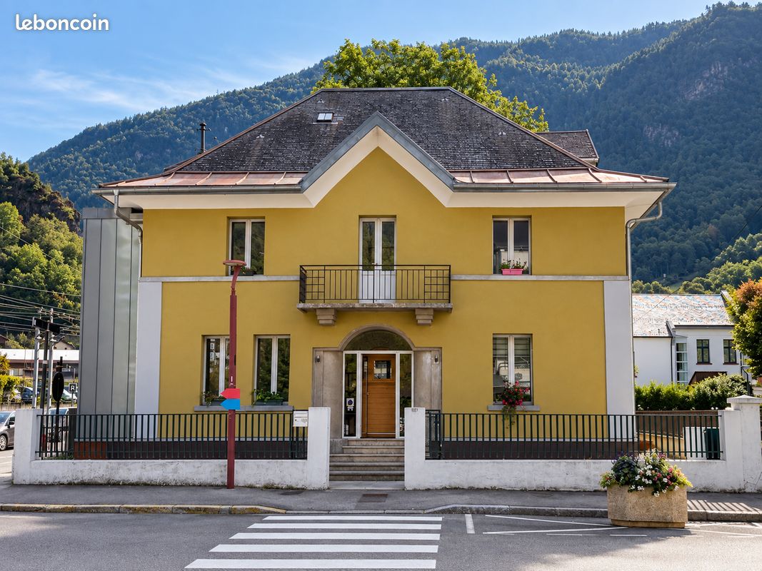 Appartement 9 pièces 239 m² · à Moûtiers · 239 m² · 850 000 €