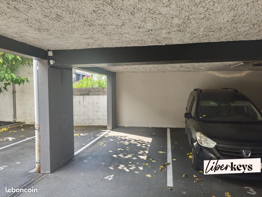 Studio 1 pièce 25 m² (image 6)