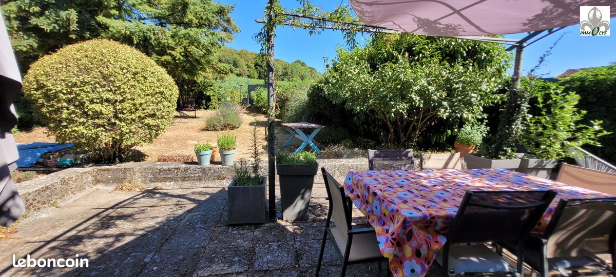 Maison 8 pièces 220 m² · à Chambolle-Musigny · 220 m² · 360 000 €
