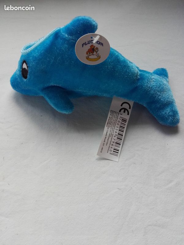Dauphin peluche (image 1)