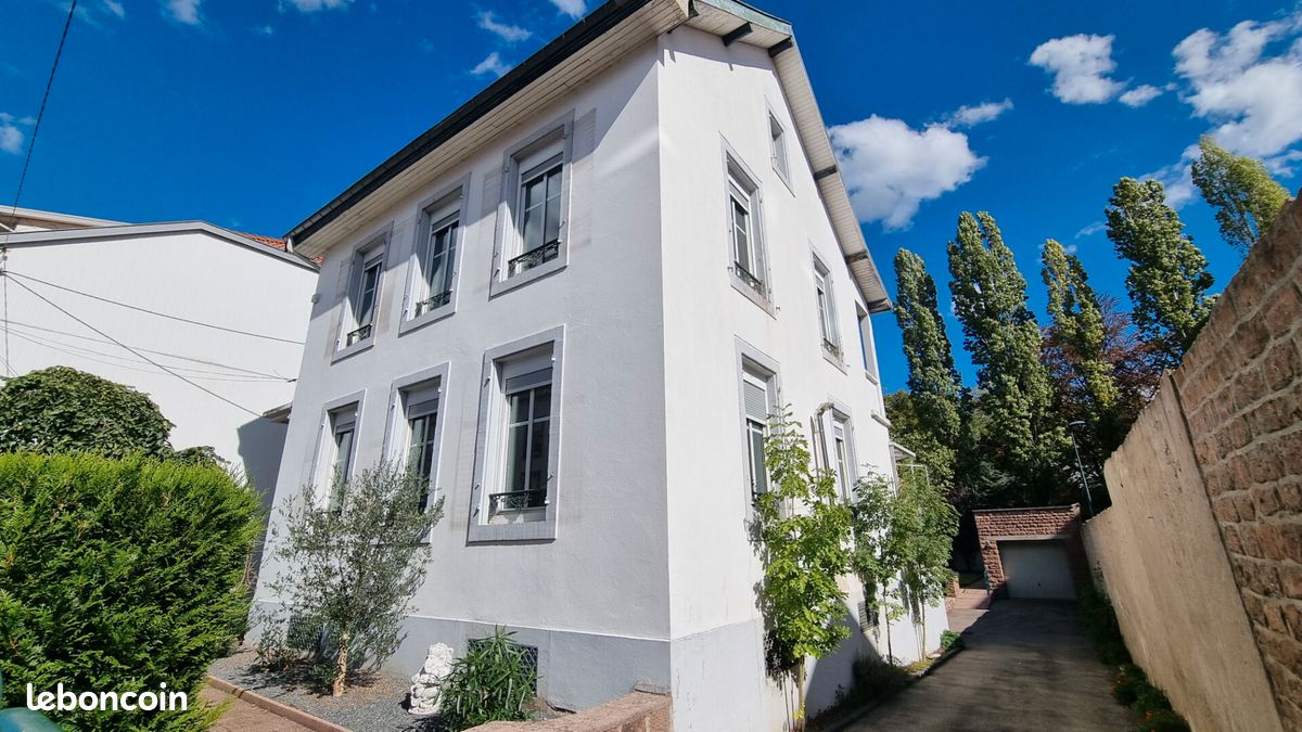 Maison 7 pièces 163 m² · à Saint-Dié-des-Vosges · 163 m² · 279 900 €