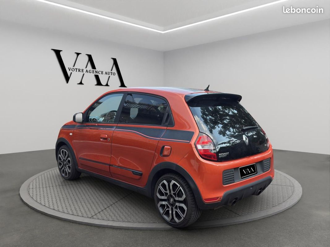 RENAULT TWINGO 0.9 TCe - 110 III BERLINE GT PHASE 1 (image 3)