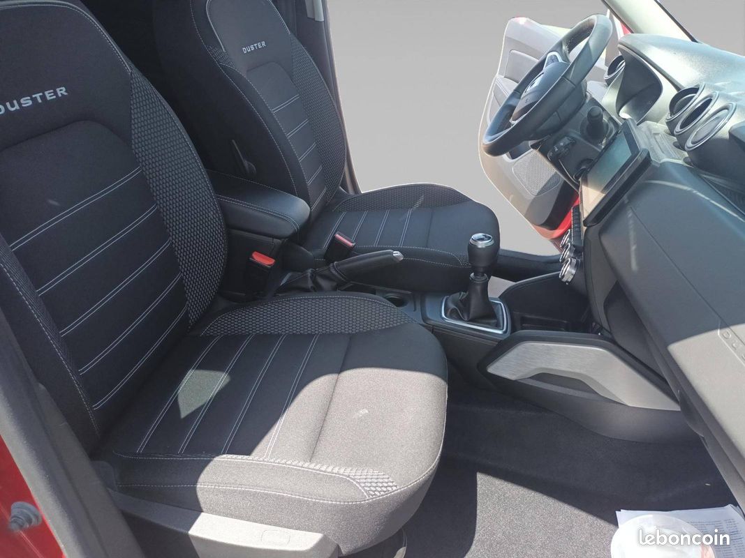 DACIA Duster TCe 130 FAP 4x2 Prestige (image 15)