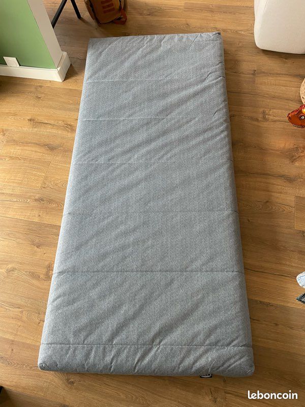 Matelas IKEA (image 1)
