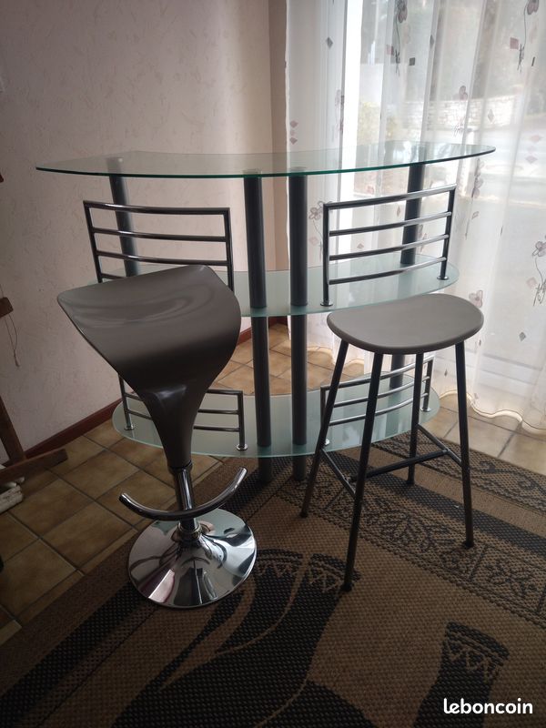 Bar (image 1)