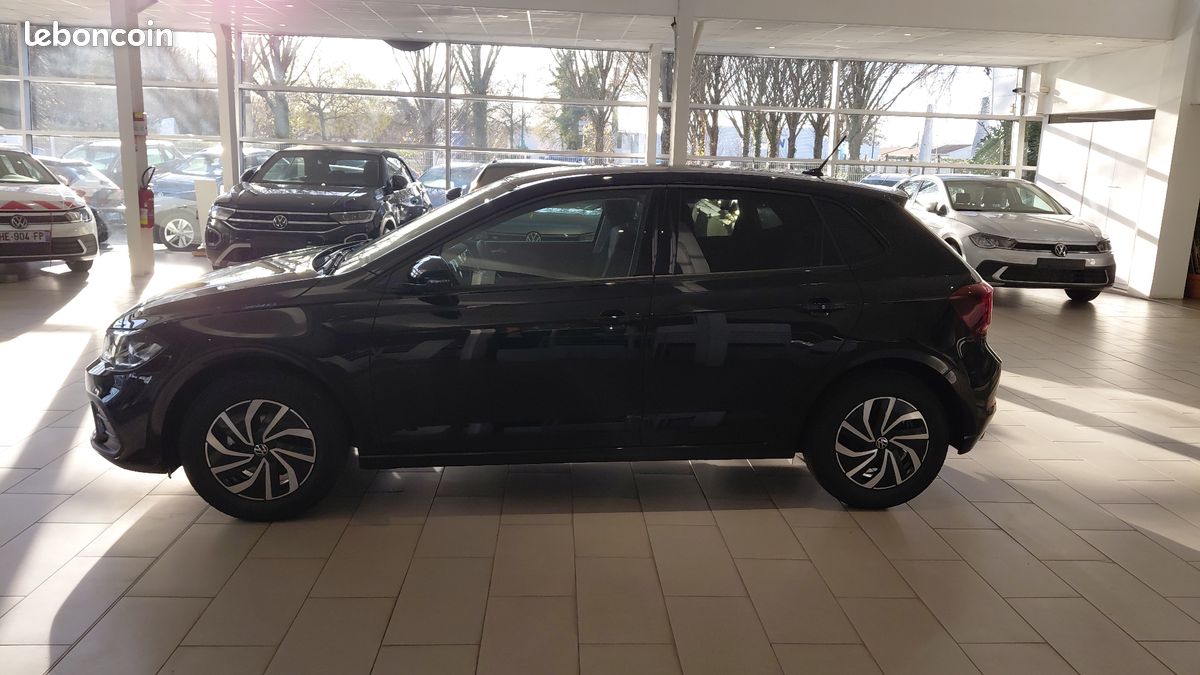 VOLKSWAGEN Polo 1.0 TSI 95 S&S BVM5 VW Edition (image 2)