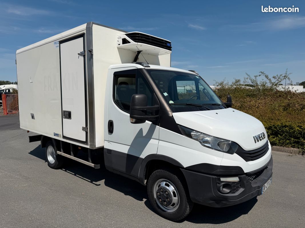 Iveco 35C14 caisse frigorifique porte latérale largeur 2.05m (image 1)