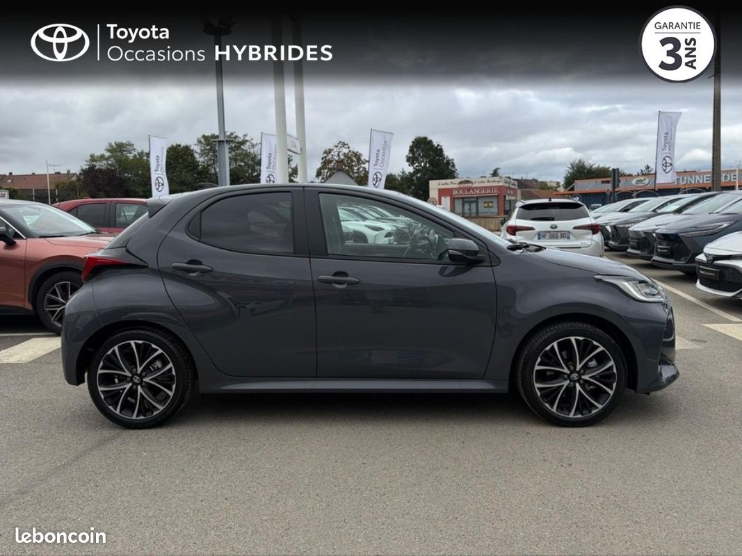 Toyota Yaris 116h Design 5p MY26 (image 17)