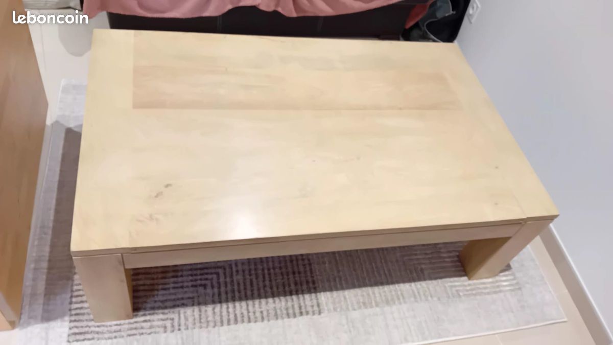 Table basse très solide (image 1)