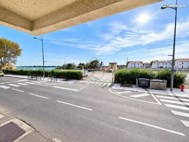 Appartement 55 m² · à Port-Saint-Louis-du-Rhône · 55 m² · 185 000 €