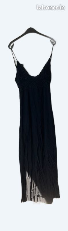 Longue robe noir (image 1)