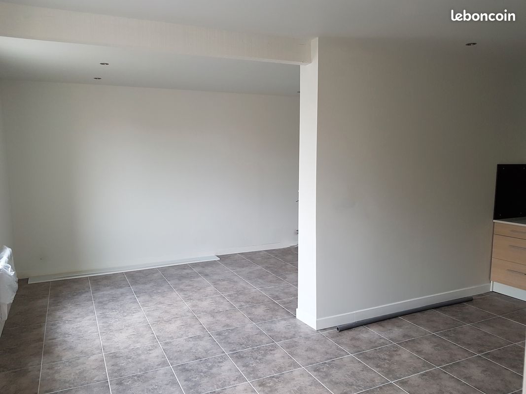 Maison 3 pièces 90 m² · à Saint-Loubès · 90 m² · 890 €/mois