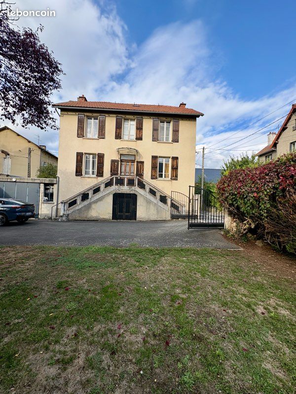Maison 6 pièces 176 m² · à Mende · 176 m² · 250 000 €