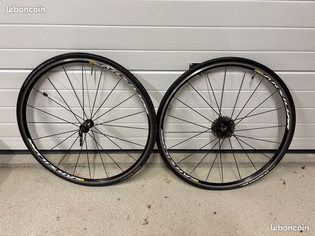 Paire de roues Aksium Disc | Primeau Vélo