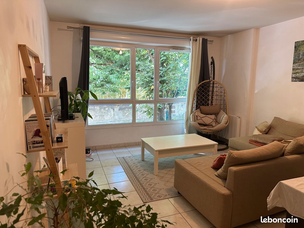 Appartement 3 pièces 65 m² · à Vernon · 65 m² · 880 €/mois