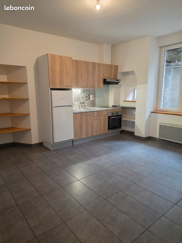 Appartement 2 pièces 28 m² · à Argentat-sur-Dordogne · 28 m² · 410 €/mois