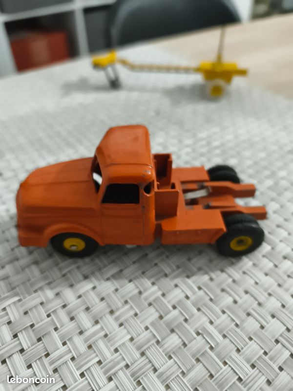 Dinky Toys France Willeme Fardier 36A 897 Orange/jaune Avec Boîte D'origine Vintage