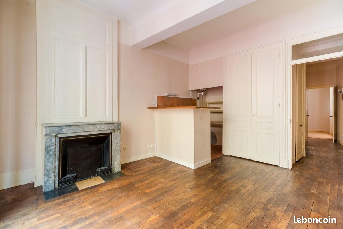 Appartement 3 pièces 49 m² · à Lyon · 49 m² · 220 000 €