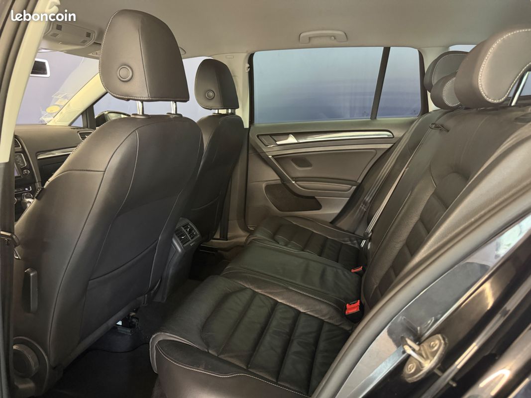 VOLKSWAGEN Golf SW 1.6 D 110ch Confortline Business - 2016 - CarPlay - Boîte auto (image 10)