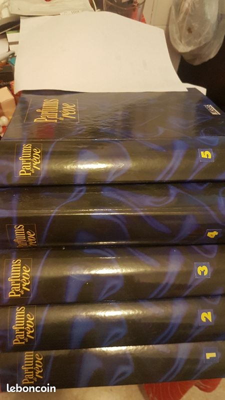 Livre parfums de rêve (image 1)