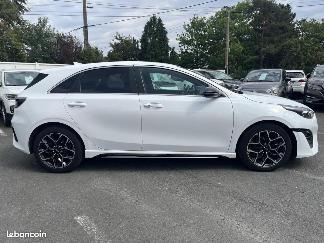 KIA CEED 1.5 T-GDi 140ch Active DCT7 - Garantie Constructeur 2031 (image 14)