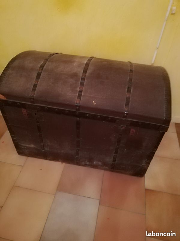 Male en bois (image 1)