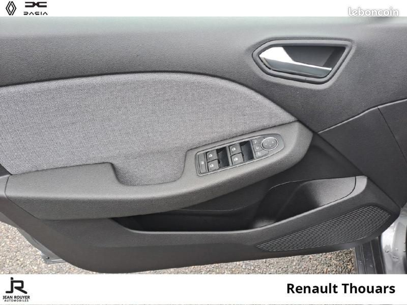 Renault Clio 1.0 Eco-G 100ch Techno - 24 (image 14)