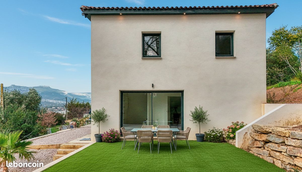 Maison 4 pièces 90 m² · à La Seyne-sur-Mer · 90 m² · 399 000 €
