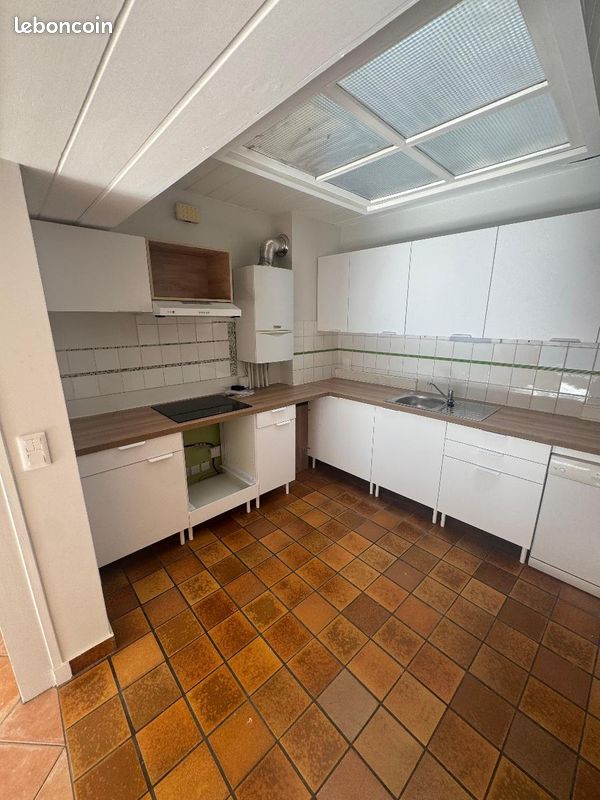 Appartement 4 pièces 90 m² · à Ceyrat · 90 m² · 950 €/mois