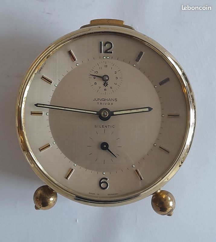 Junghans réveil avec boîte à musique - Acier, Doré, Laiton - Catawiki