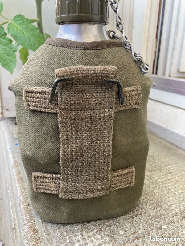 Set Gourde Armée + quart et housse