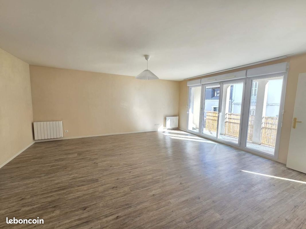 Appartement 3 pièces 80 m² · à Tours · 80,2 m² · 240 000 €