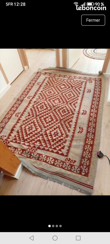 Tapis oriental (image 1)